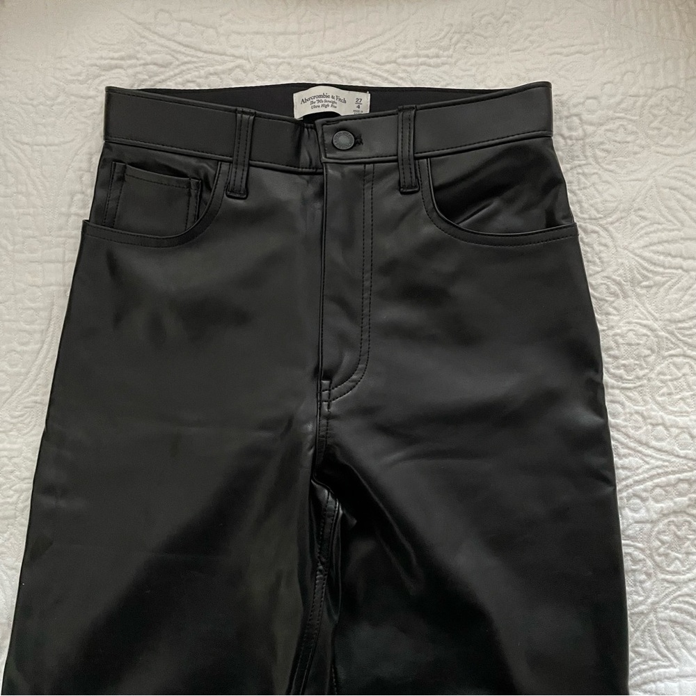 Abercrombie Vegan leather 90’s straight pants